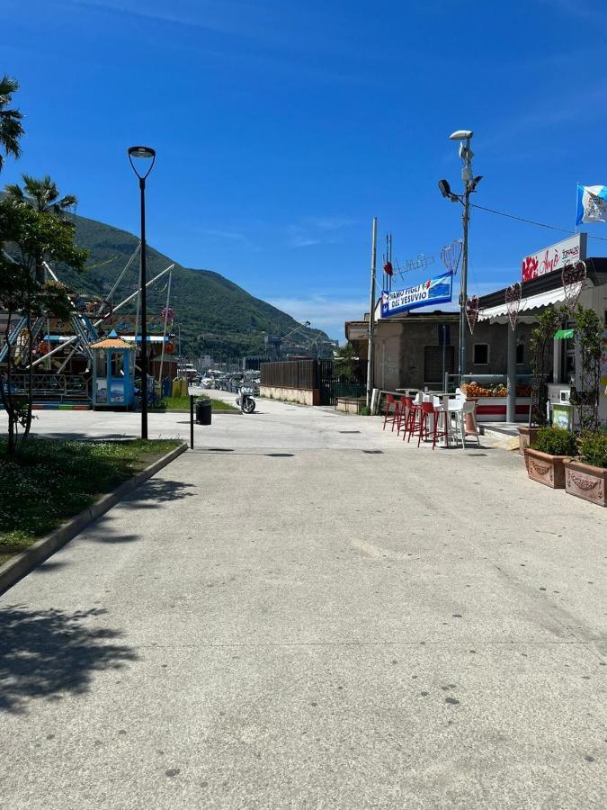 דירות קסטלמרה די סטביה Centro Stabia מראה חיצוני תמונה