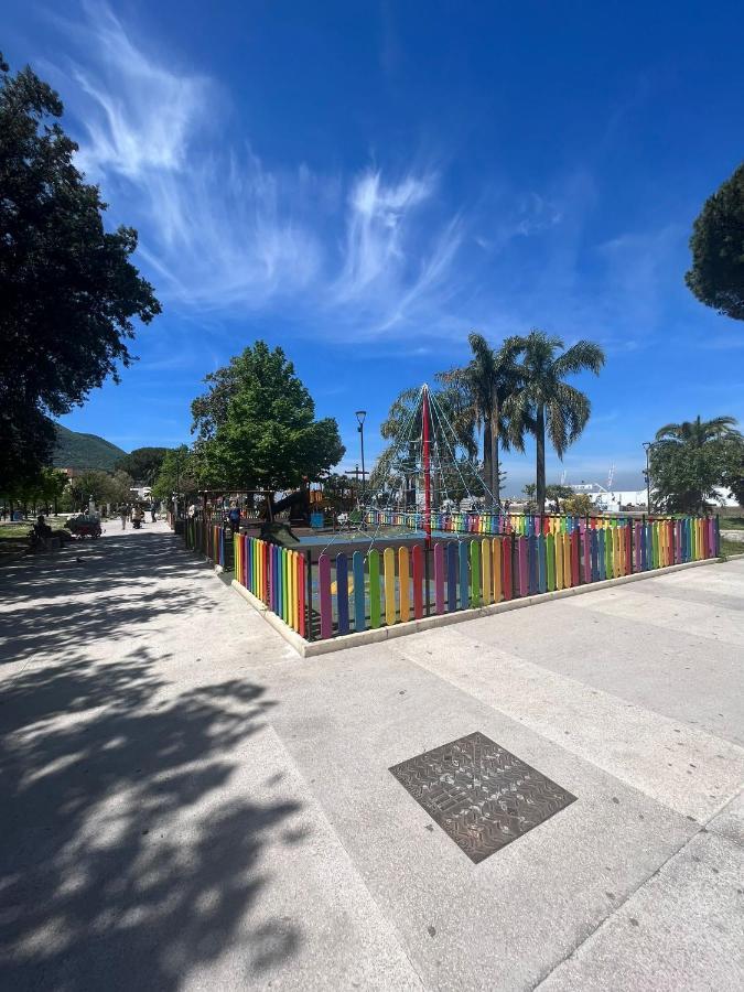 דירות קסטלמרה די סטביה Centro Stabia מראה חיצוני תמונה