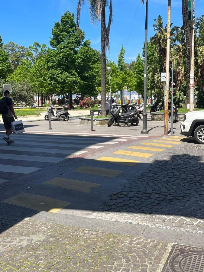 דירות קסטלמרה די סטביה Centro Stabia מראה חיצוני תמונה